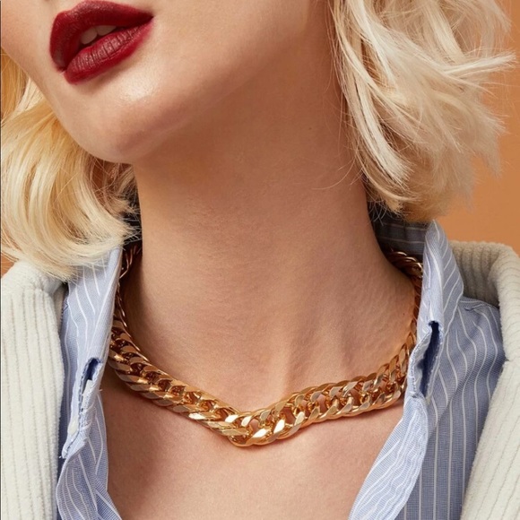 PinkBaeBoutique Jewelry - 3/$30 💛 Chunky Chain Choker